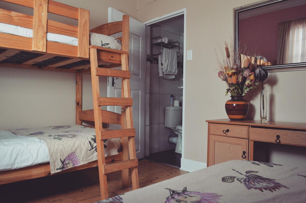 Homebase Melville Backpackers Johannesburg Exterior foto