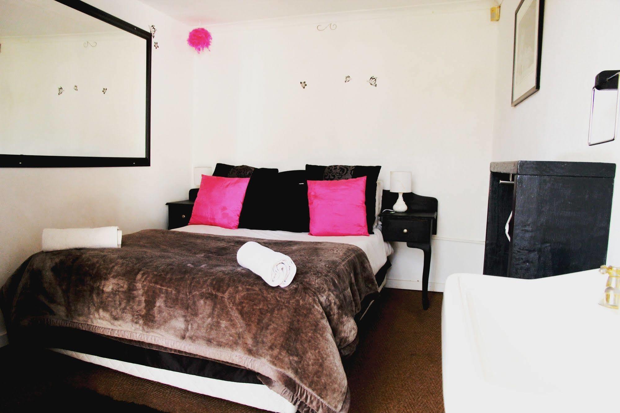 Homebase Melville Backpackers Johannesburg Exterior foto