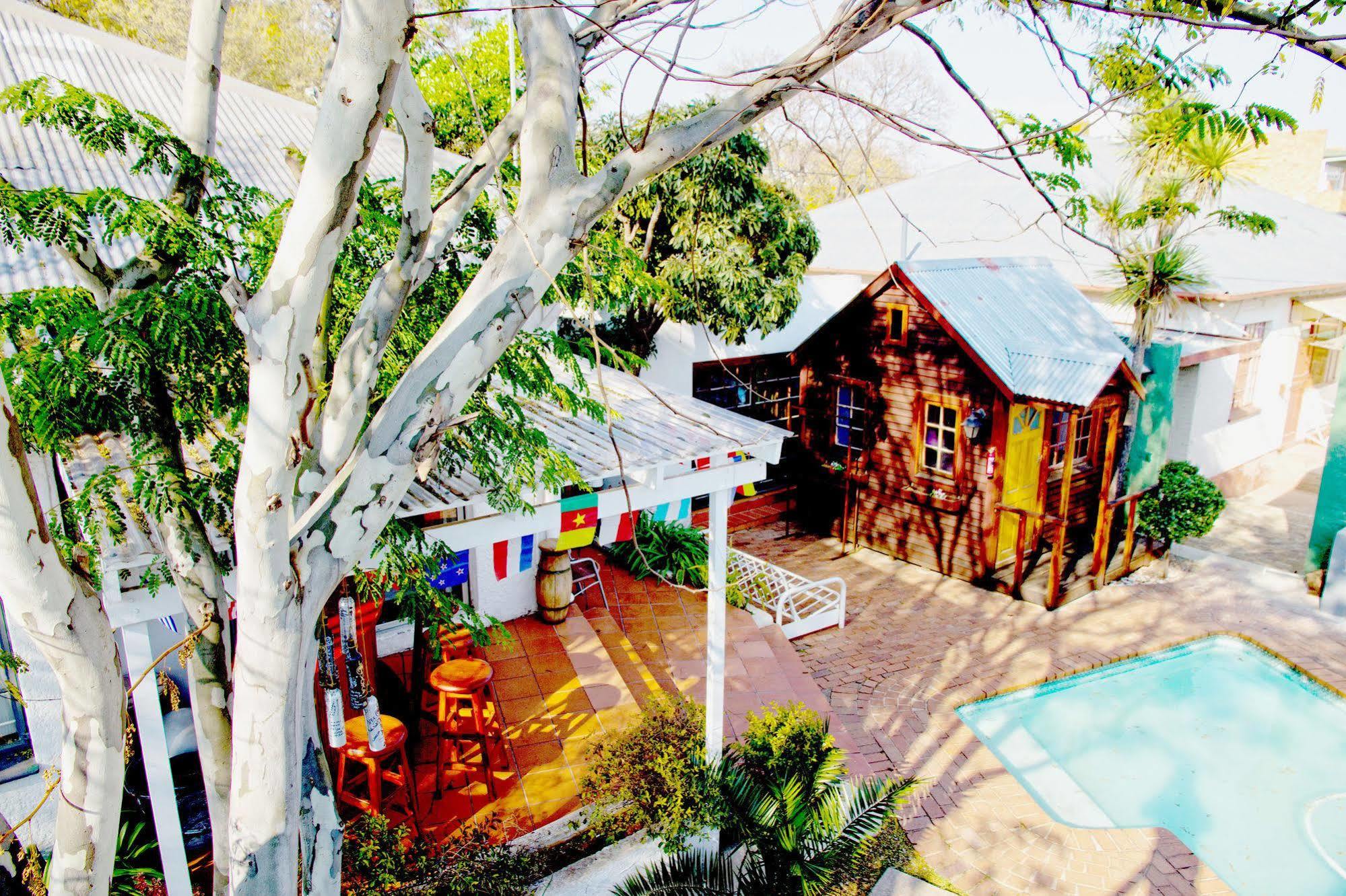 Homebase Melville Backpackers Johannesburg Exterior foto