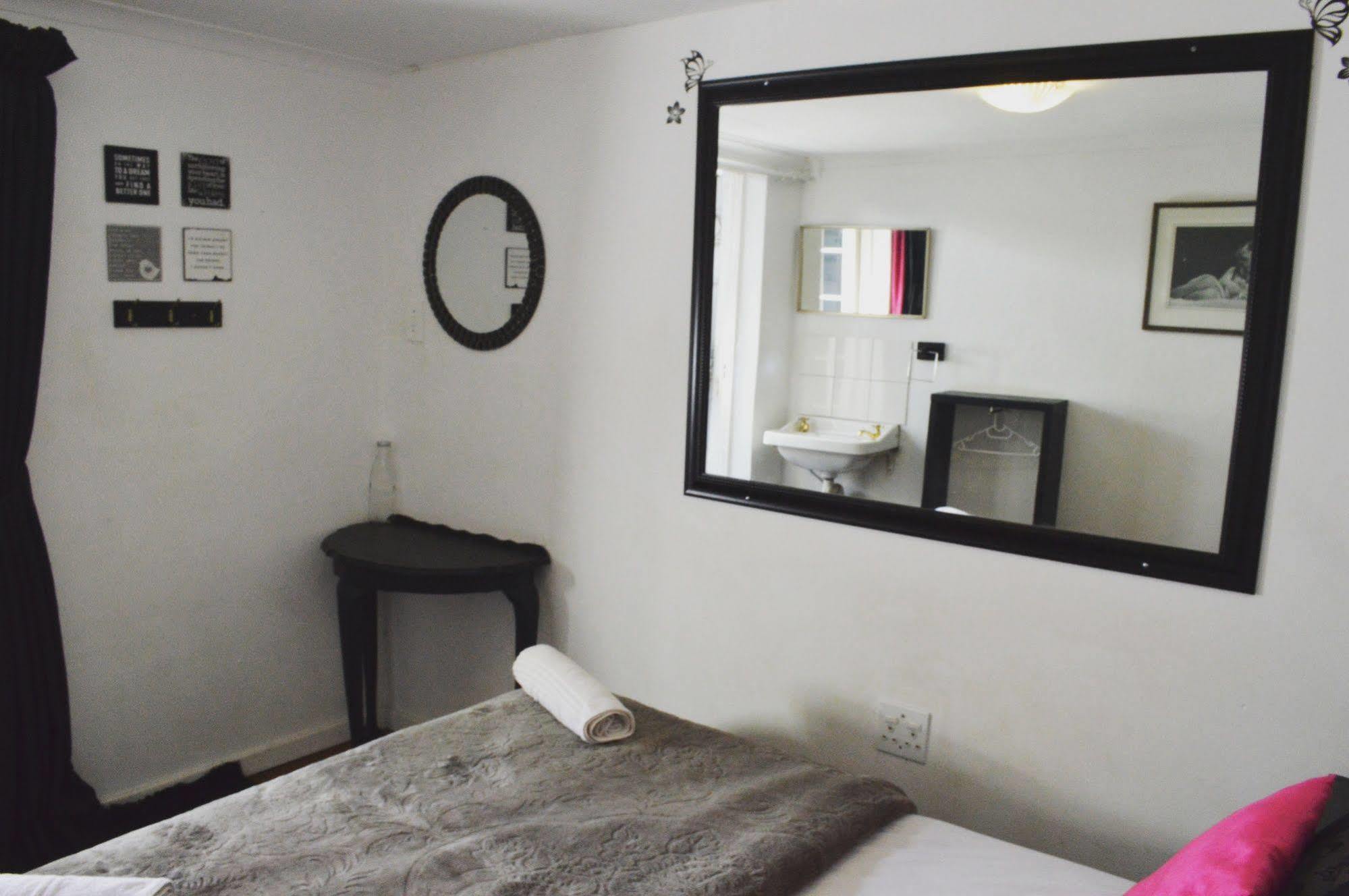 Homebase Melville Backpackers Johannesburg Exterior foto